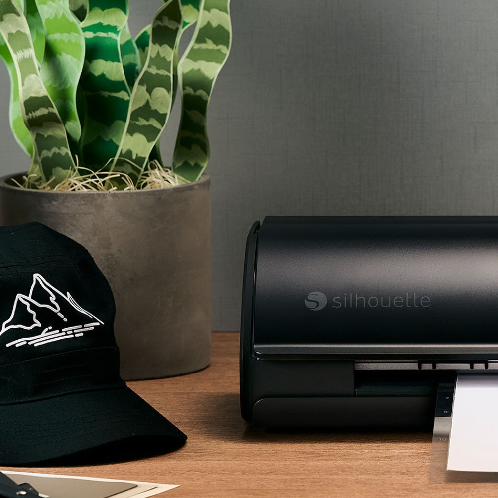 Silhouette Cameo 5 Schneideplotter schwarz matt + 100 Designs inkl.